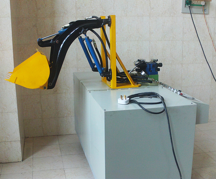 裝載機(jī)械實(shí)訓(xùn)裝置